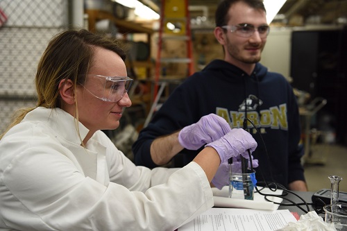 Chemical engineering students in the lab